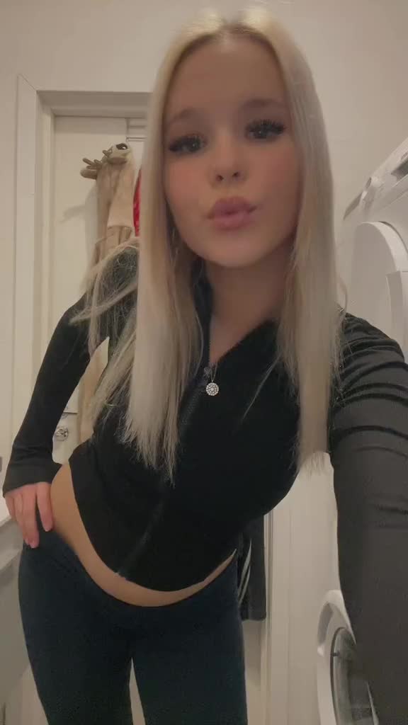 @𝓐𝓻𝔀𝓮𝓷 𝓟𝓪𝓾𝓵𝓲𝓷𝓪❤️