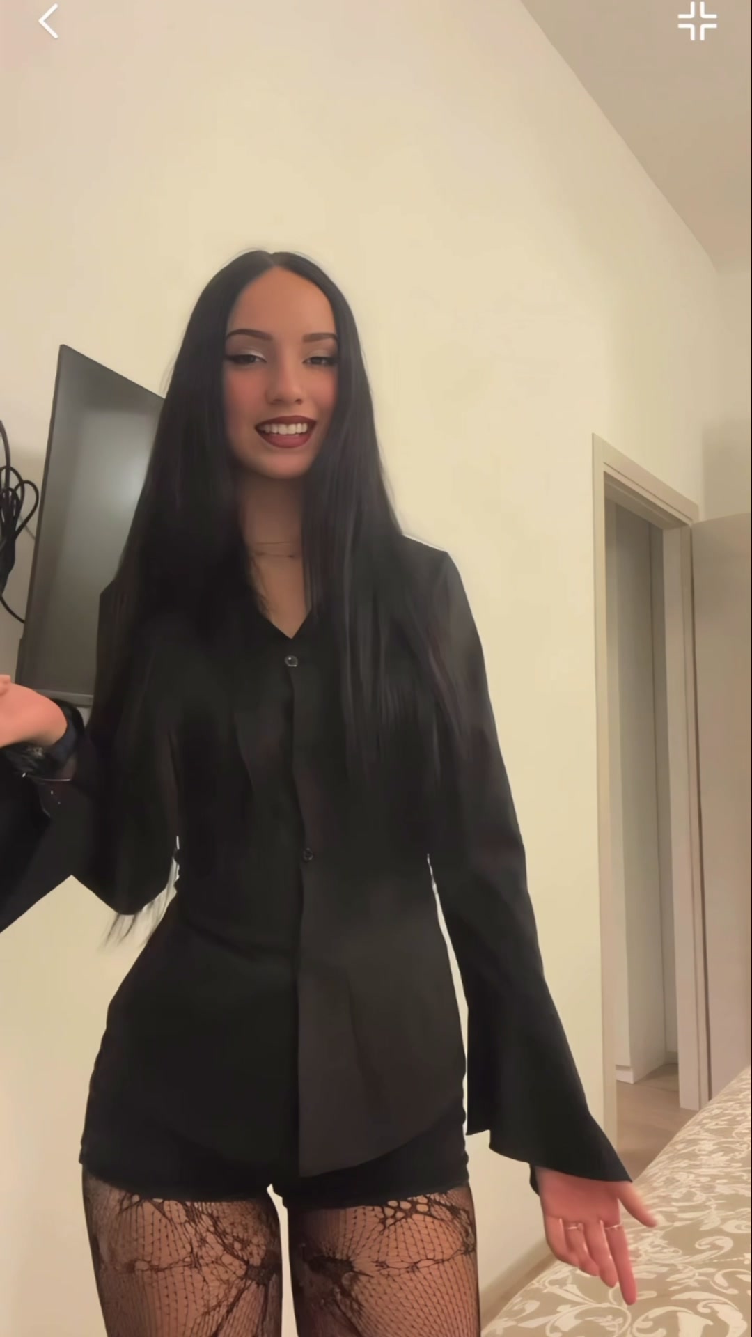 @𝒜ℒℰ