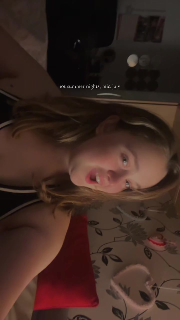 @chloe.holmes