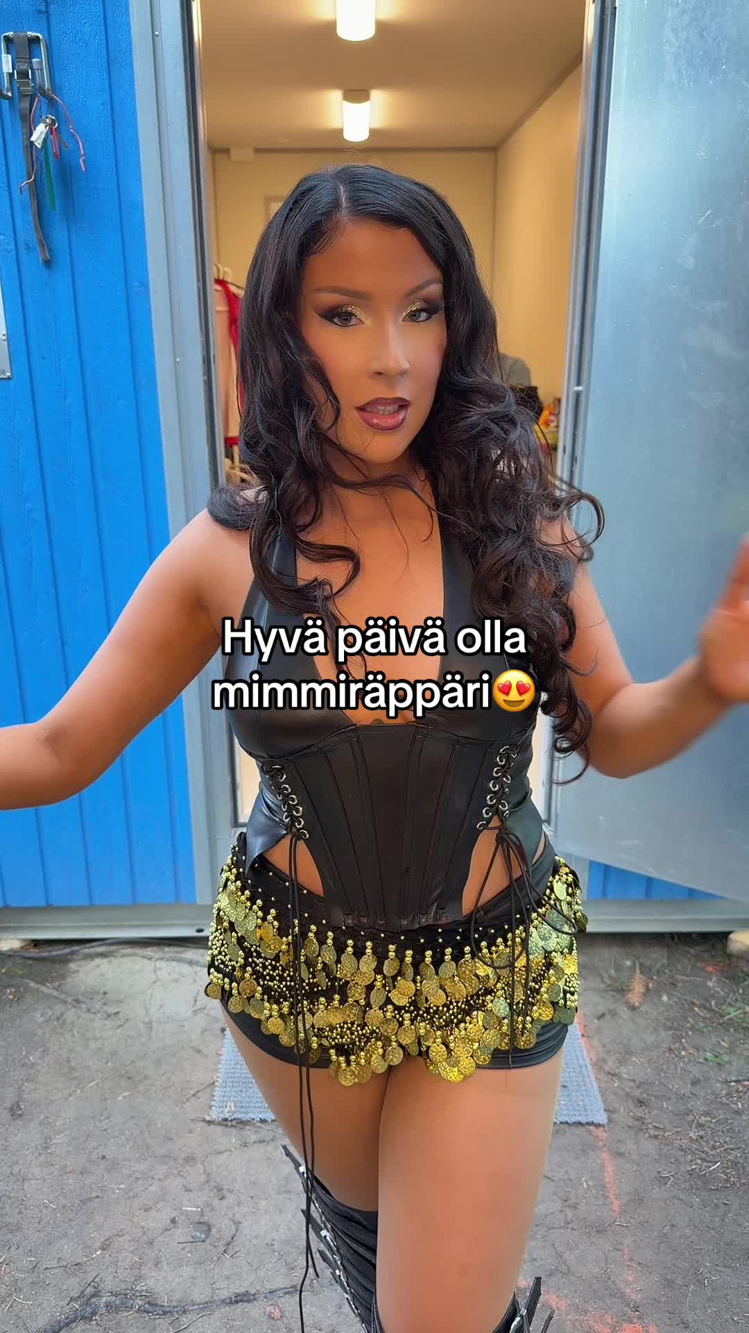 @Sara Bee