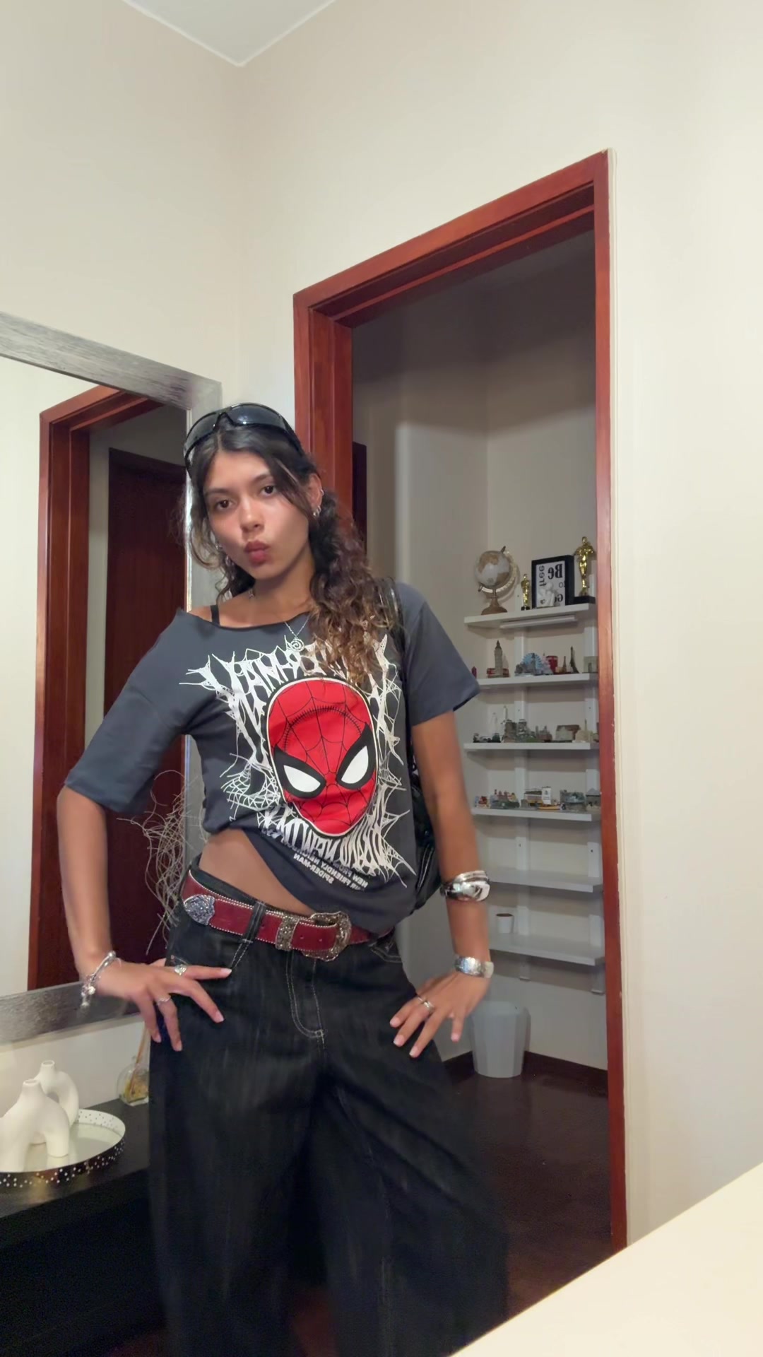 @Lê
