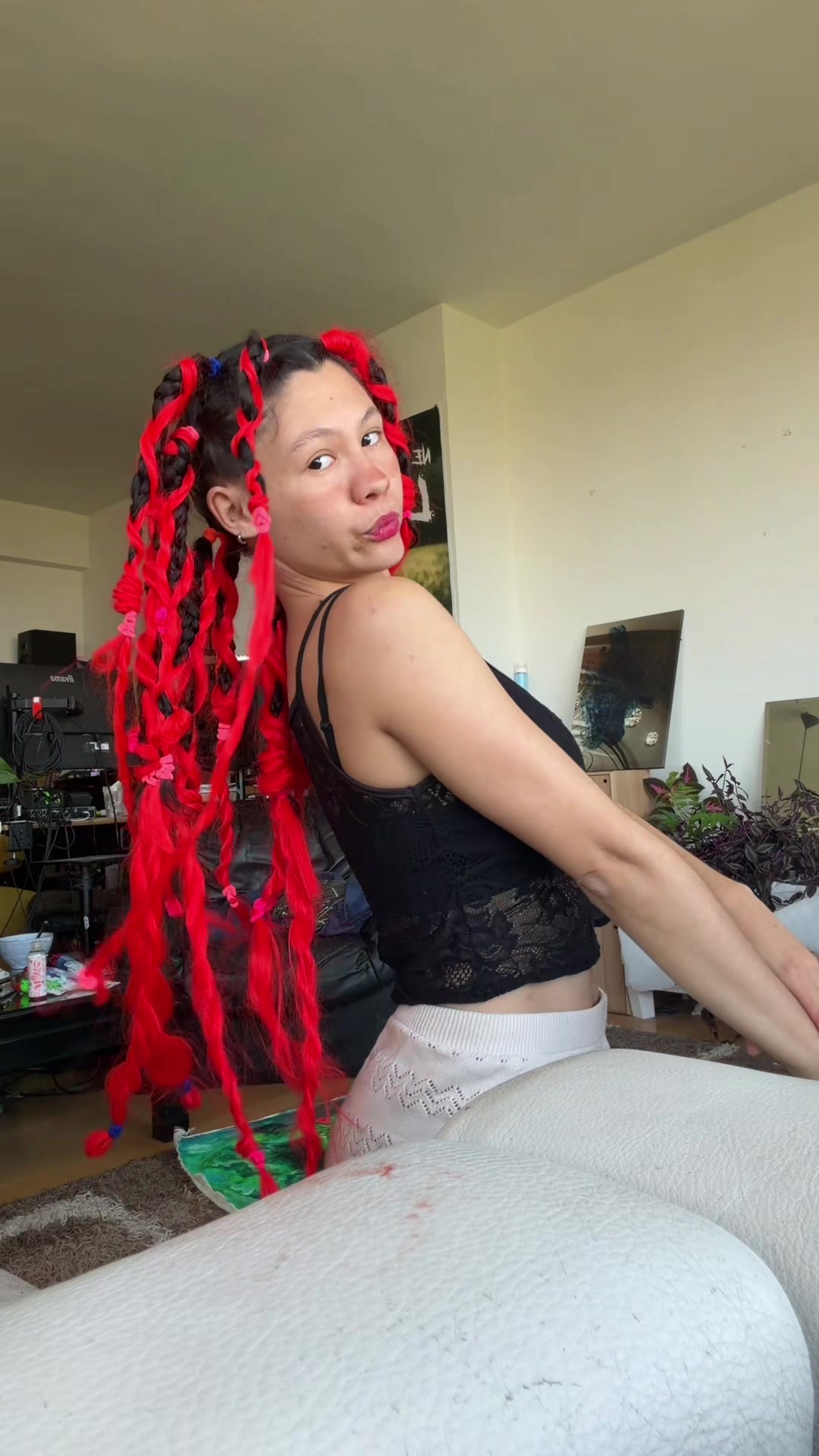 @versinimarie