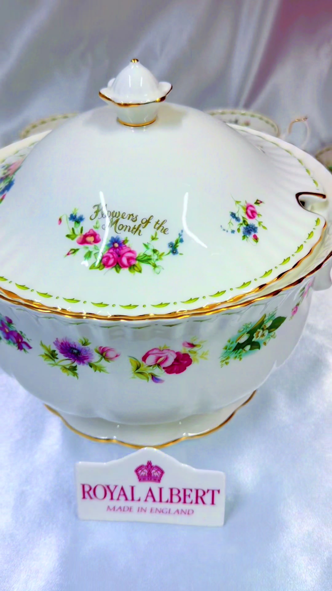 @Royal Albert collection