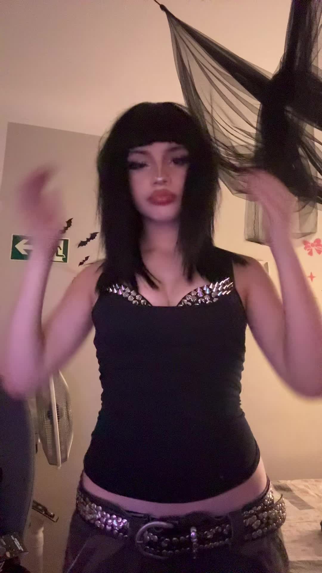 @?