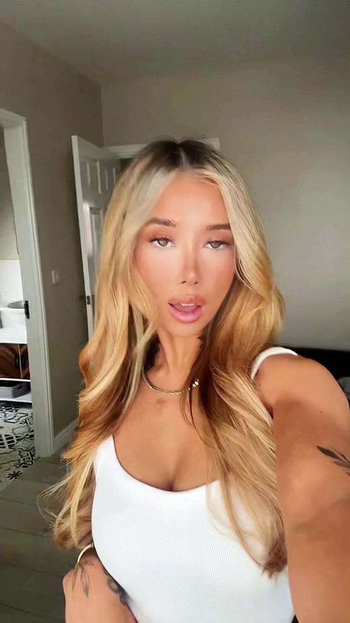 @courtneymaddenx