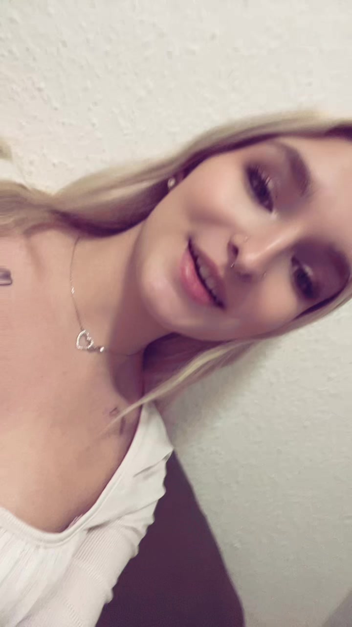 @𝐽𝑢𝑠𝑡 𝑎 𝑟𝑎𝑛𝑑𝑜𝑚 🇳🇱