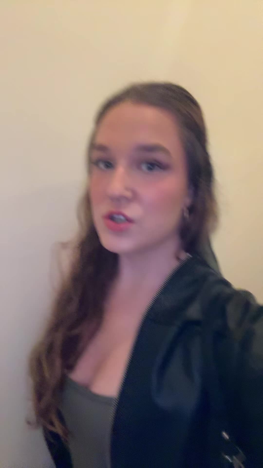 @Lily-Scarlett