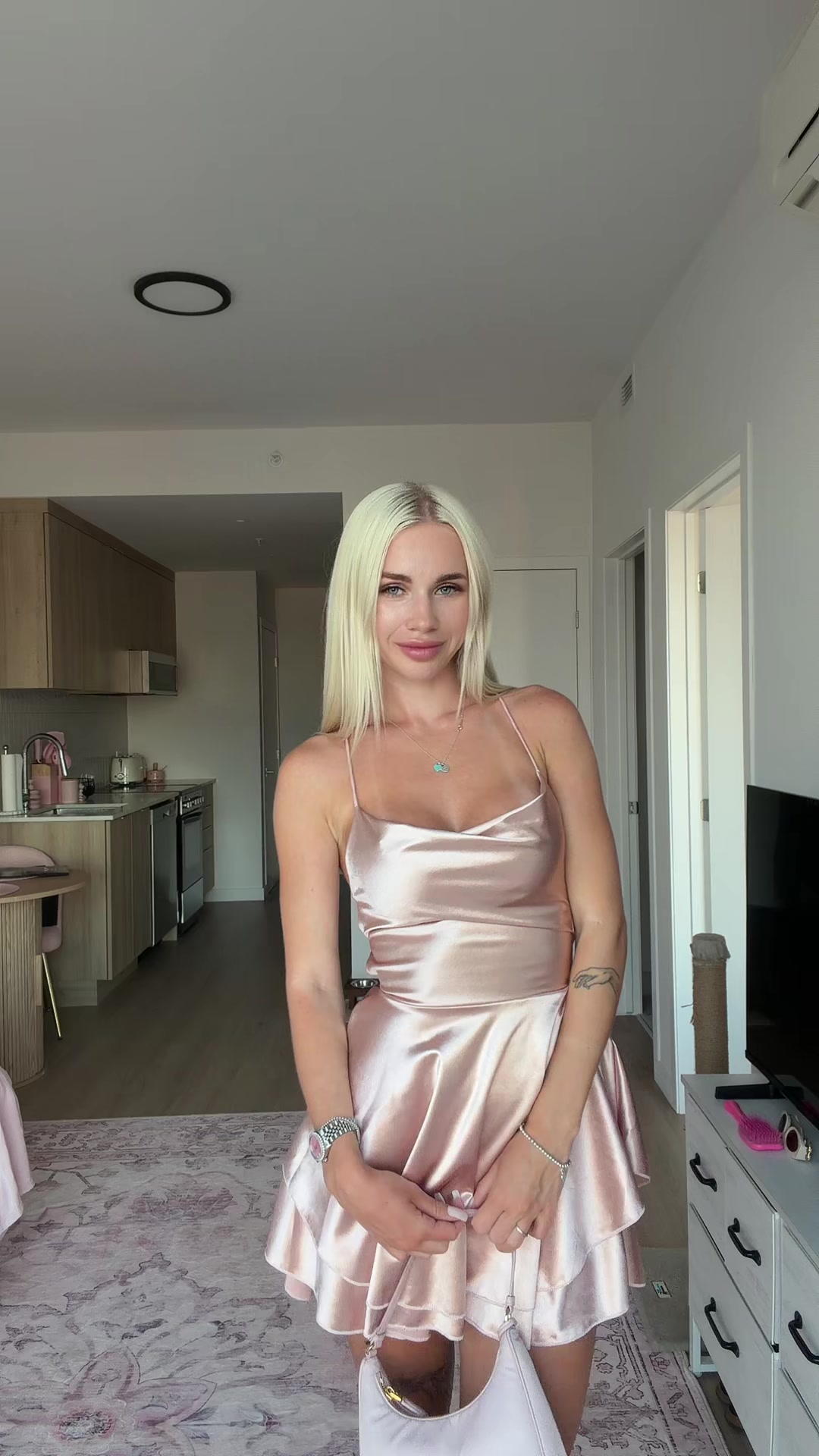 @Slavicblondexoxo