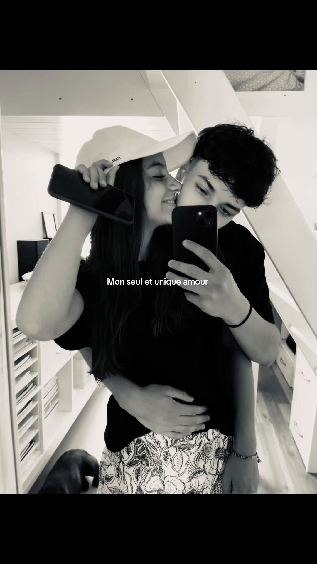 @𝓕𝓪𝓯𝓪 𝓮𝓽 𝓗&eacute;𝓵𝓸