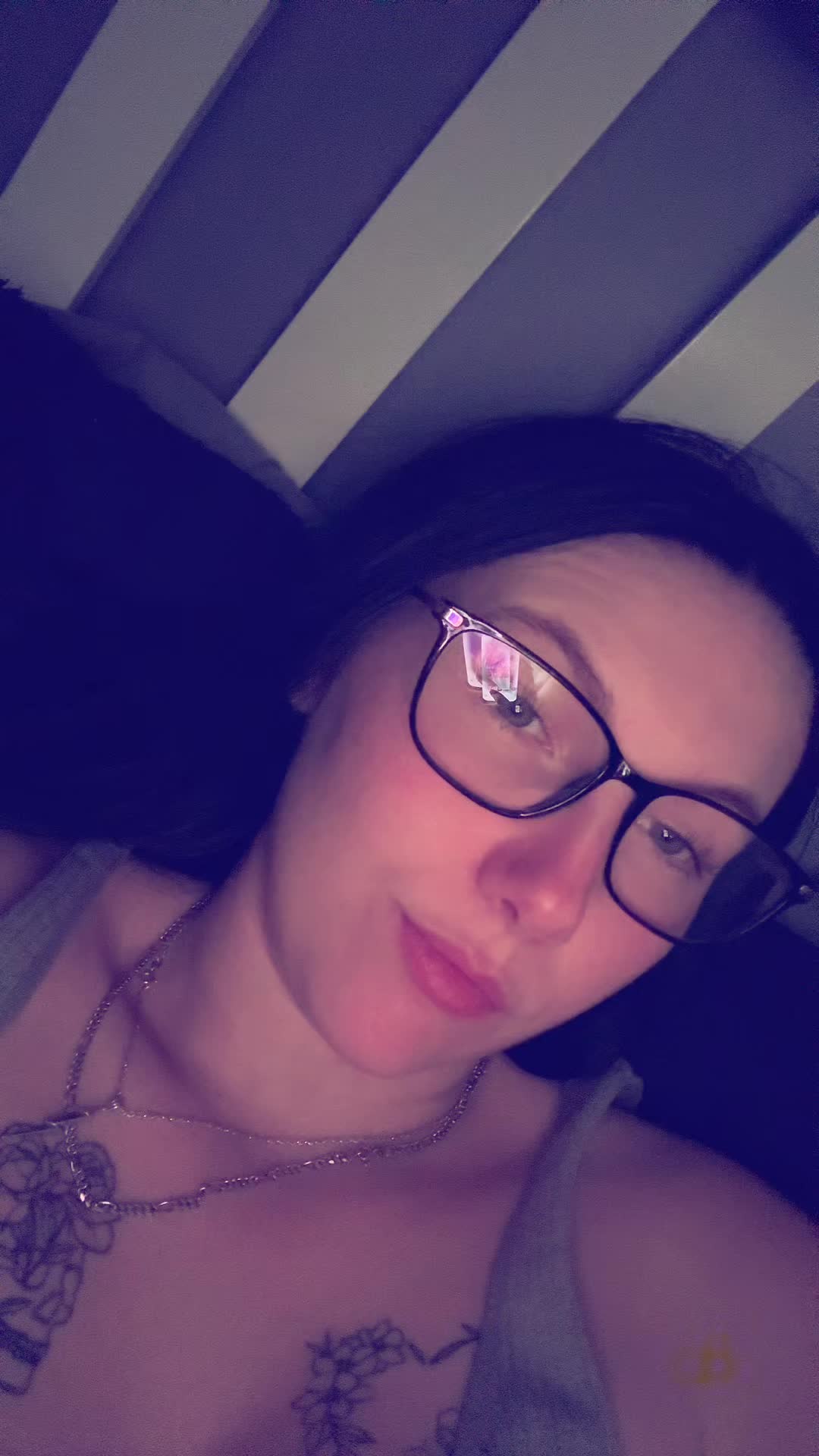 @DepressedTattooedLesbian😜