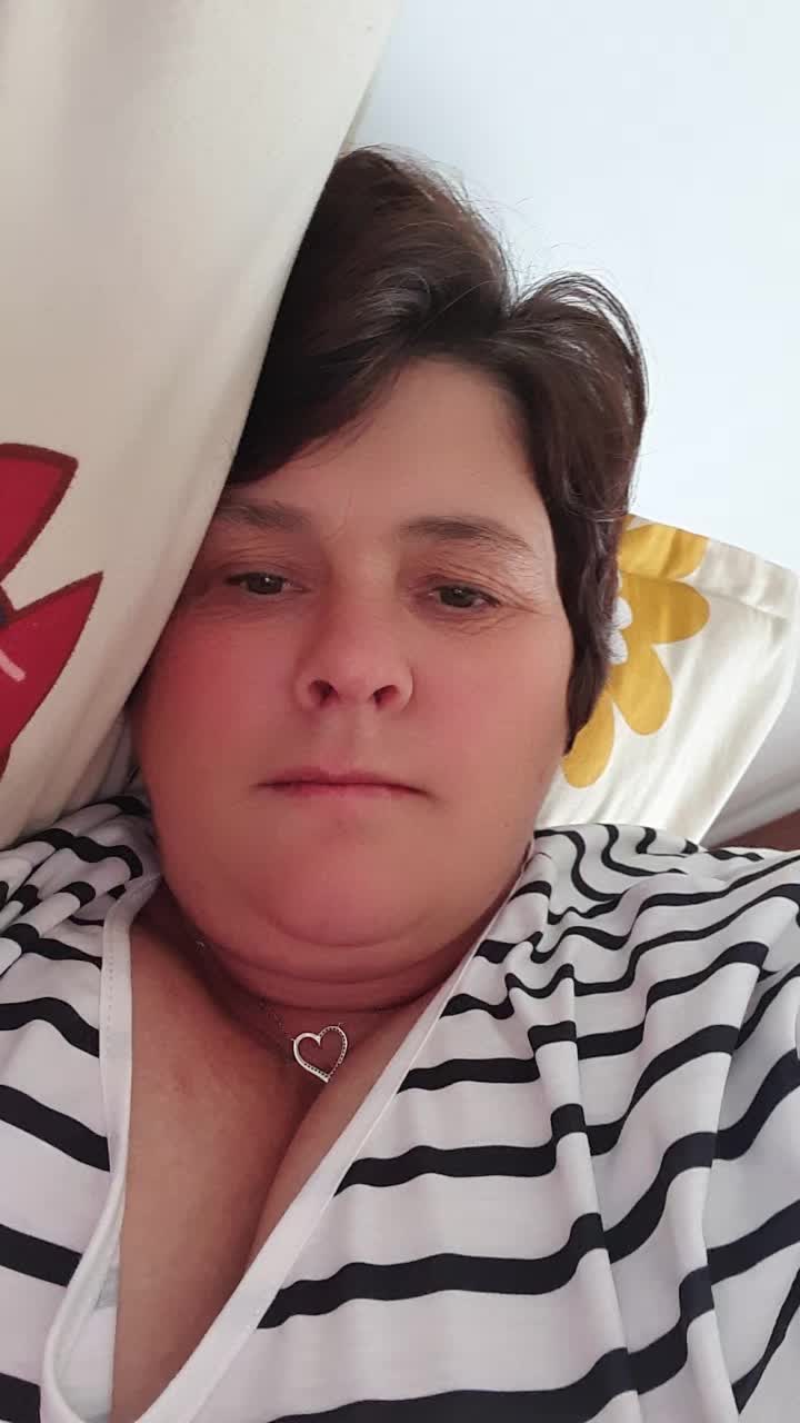 @Valentina hanga2
