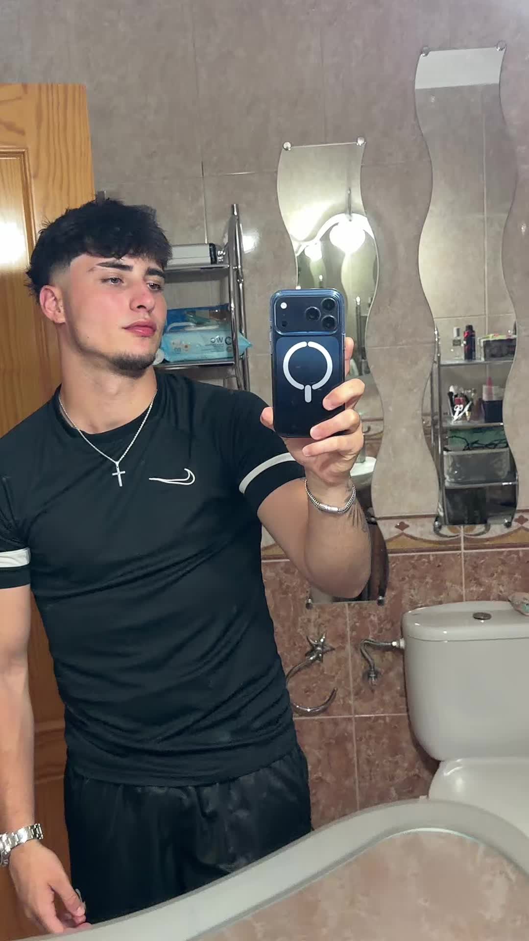 @Olivares 🐺