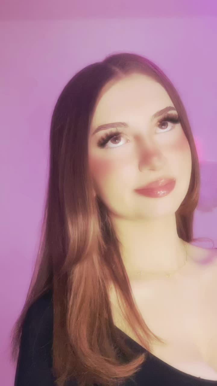 @°˖✧𝐂𝐄𝐋𝐈𝐍𝐀 ✧˖°🪽 ᴷᴰᴴ