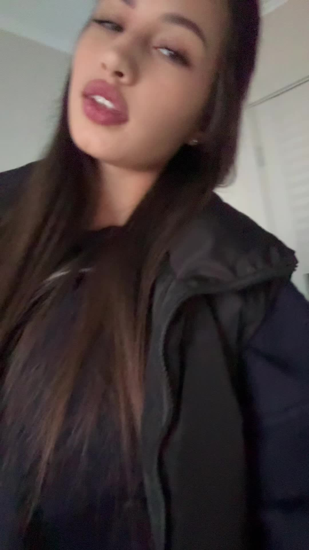 @VI