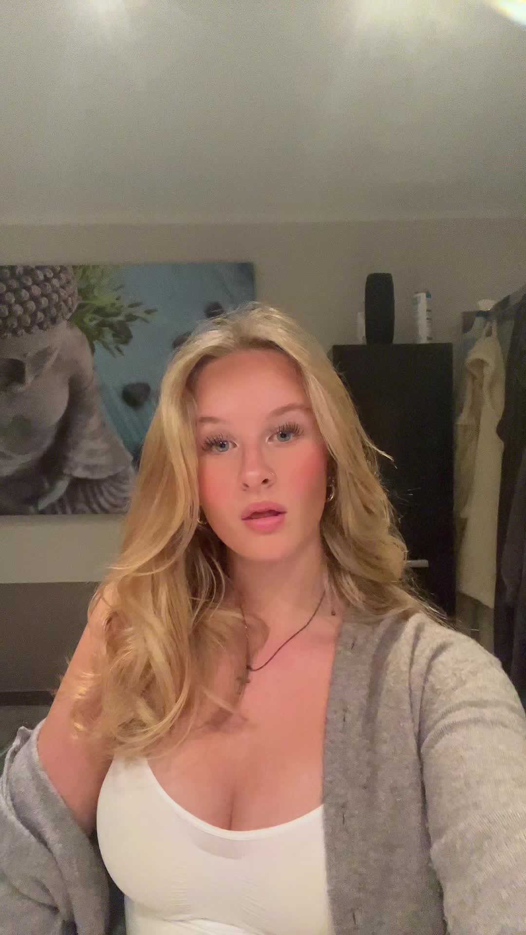 @user83763837637848