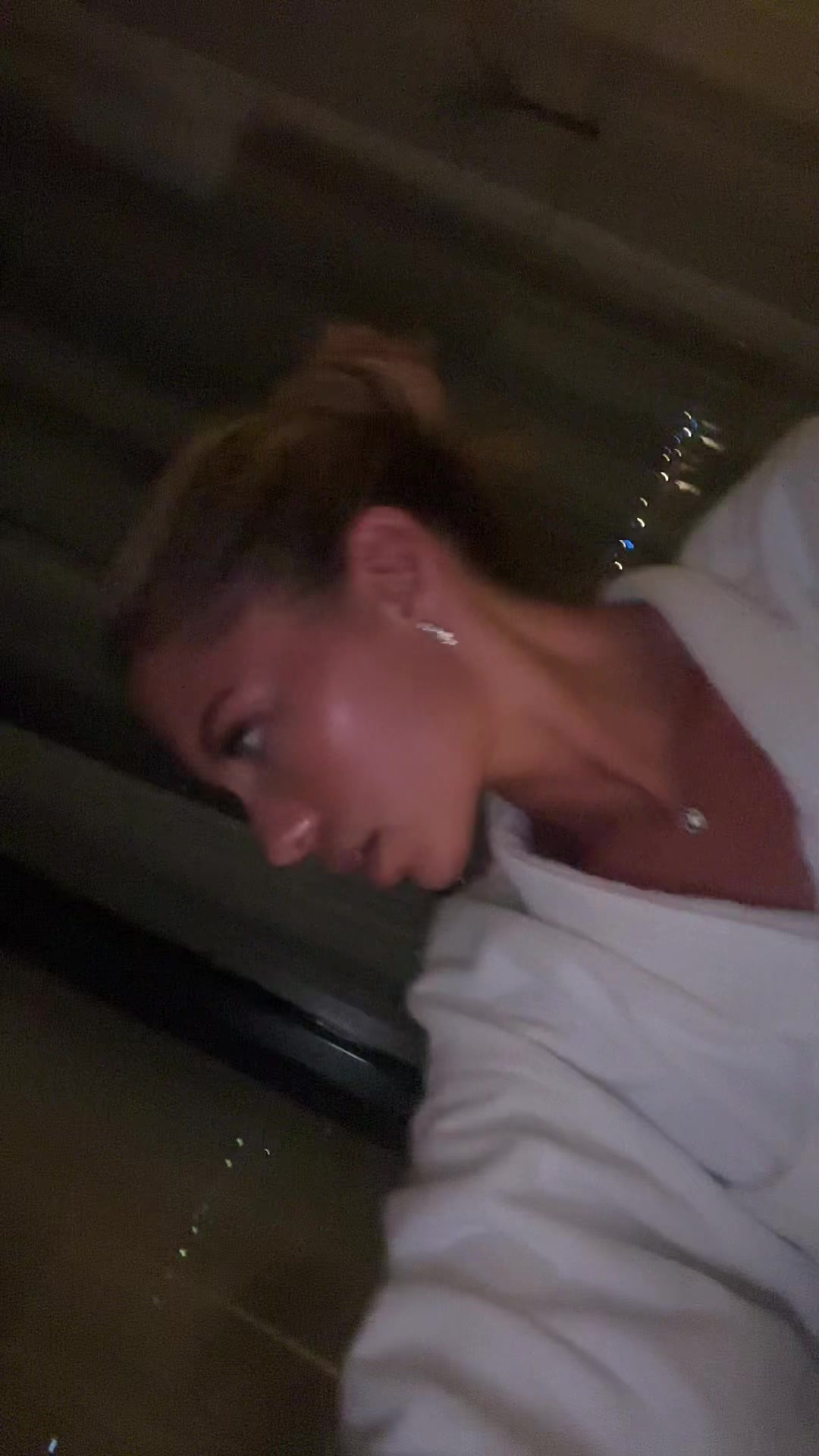 @D