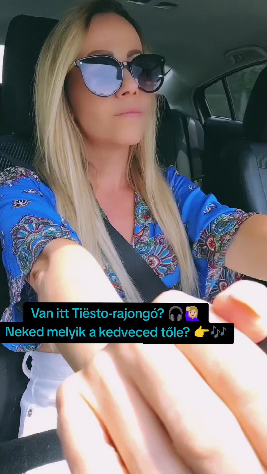 @Niki Vibe
