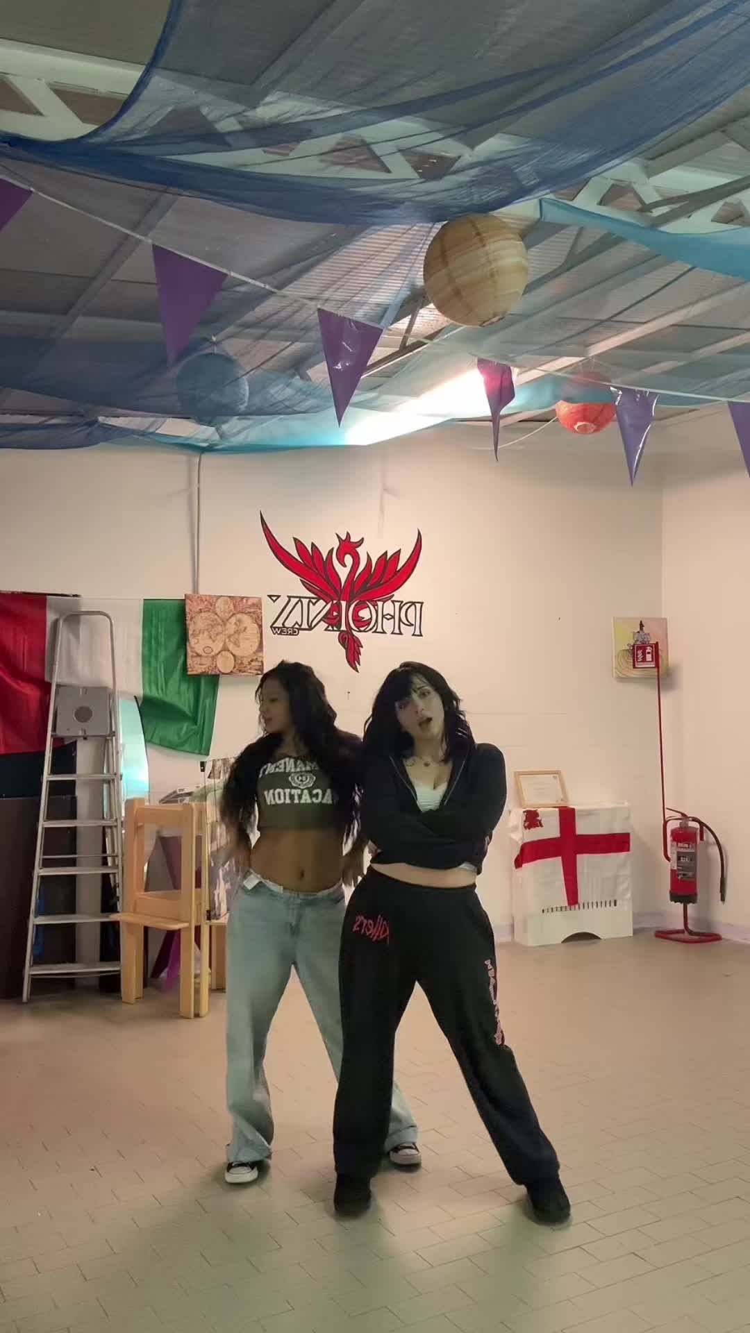 @Phoenix Crew