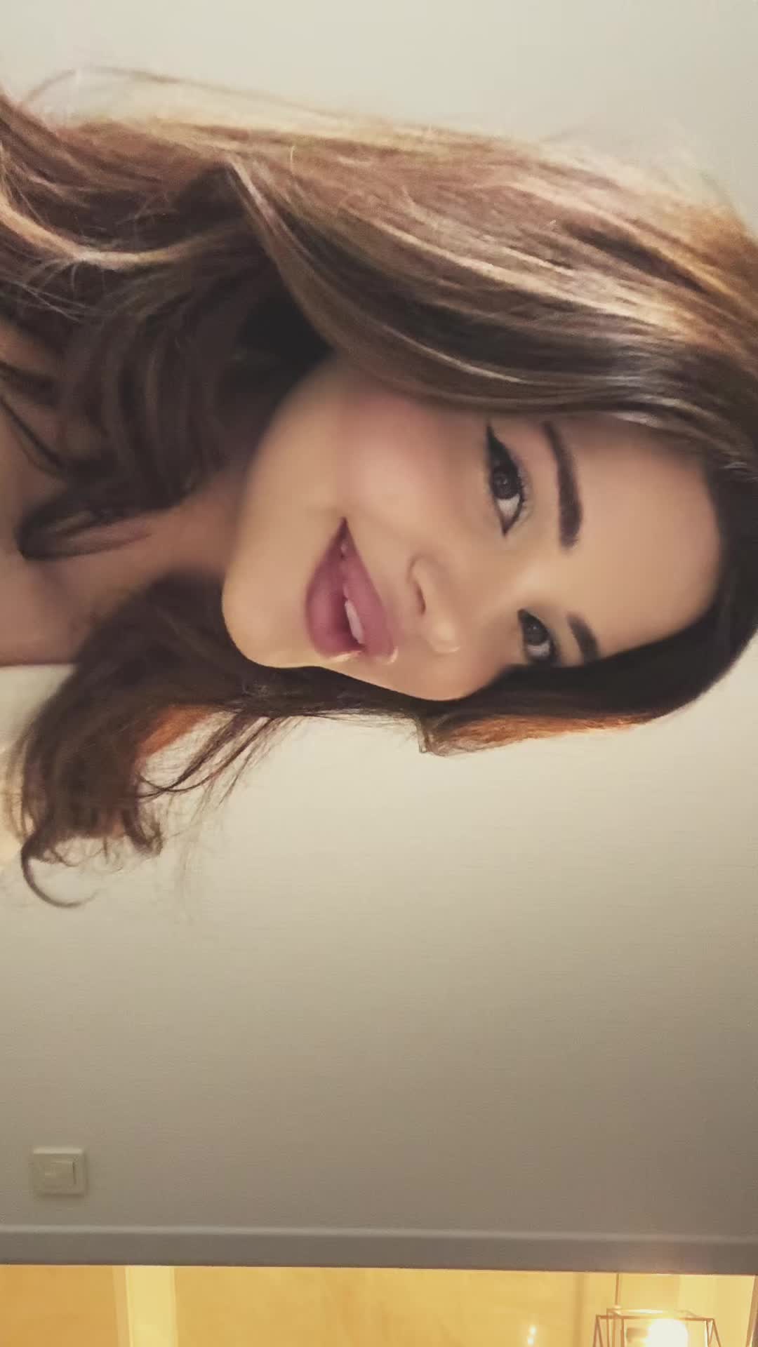 @_snezhk