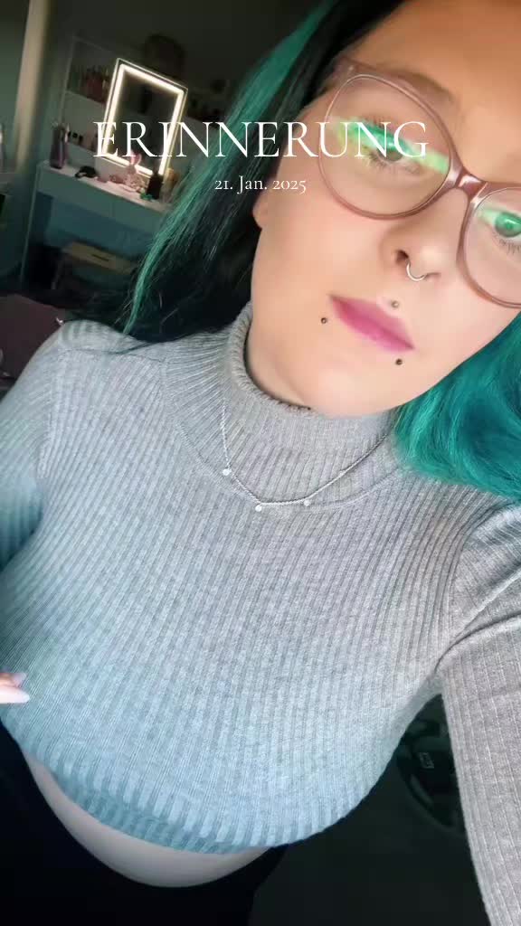 @Nini_TrifftNix