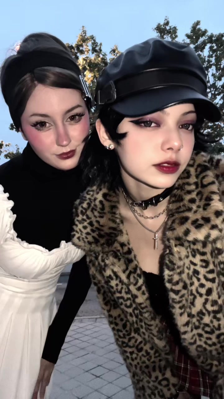 @anitaa