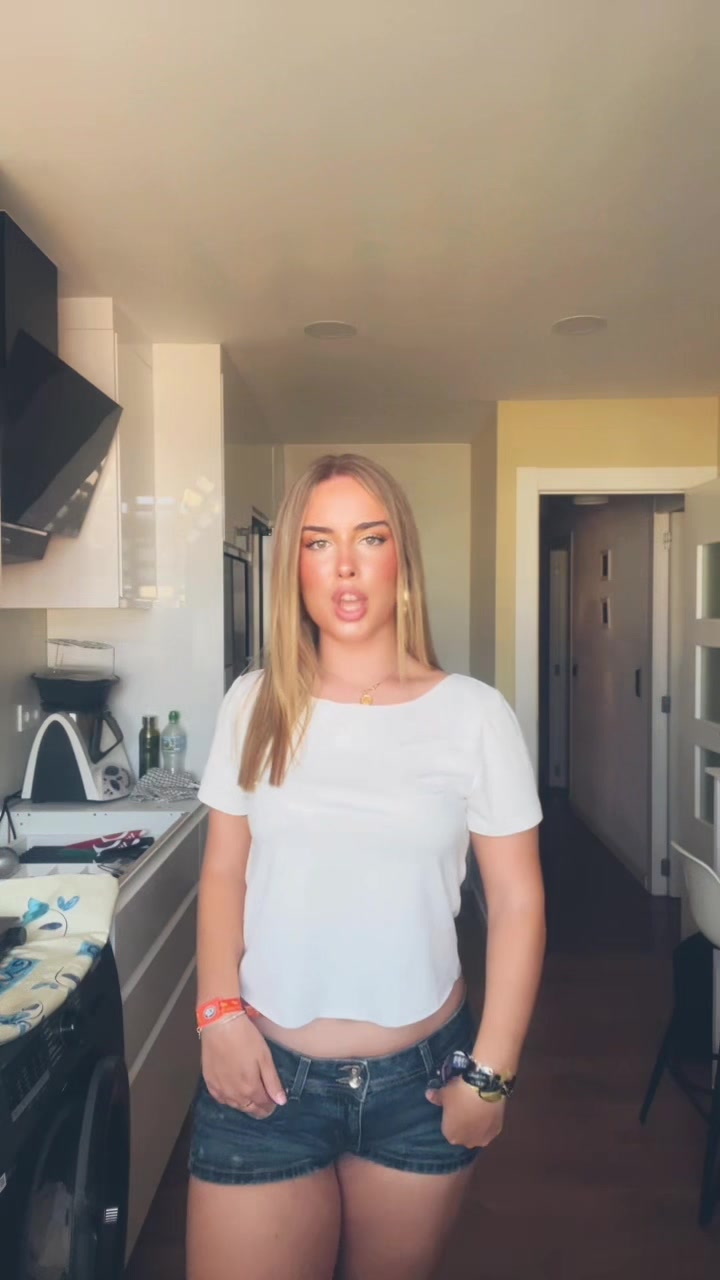 @𝘴𝘢𝘳𝘢