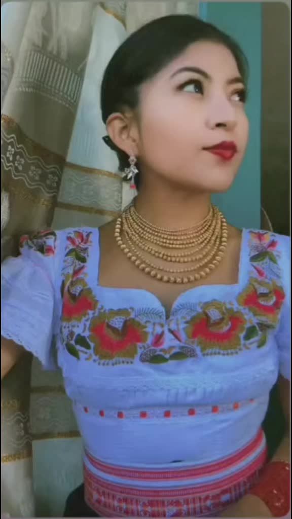 @nina_travez