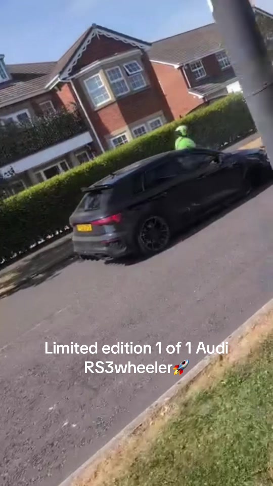 @Joey🚗💨