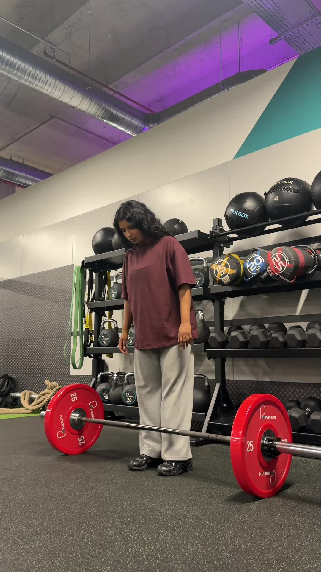 @thashna