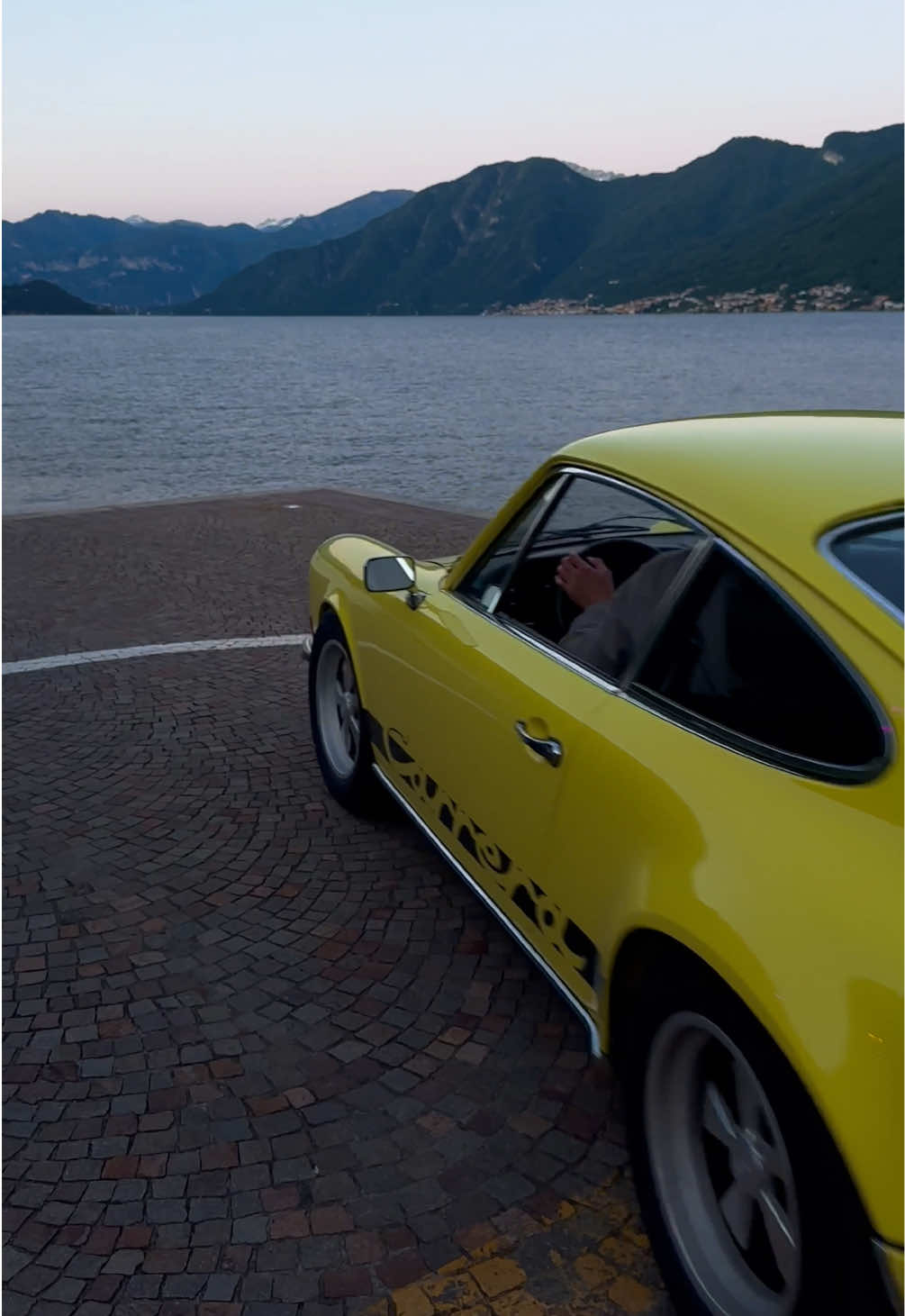 @Porsche