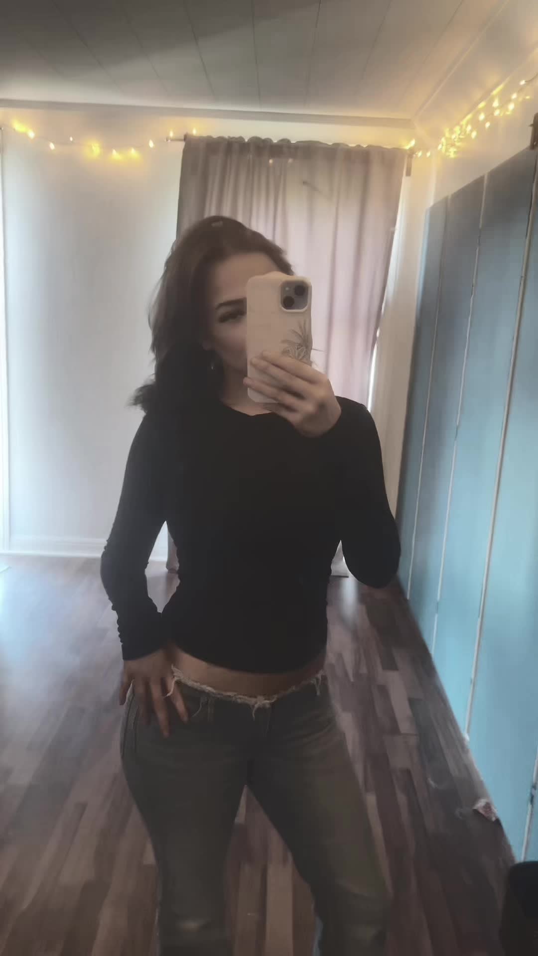 @🦄