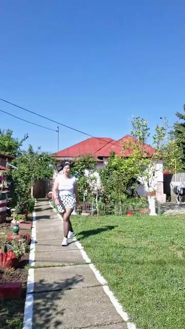 @Georgiana Georgi