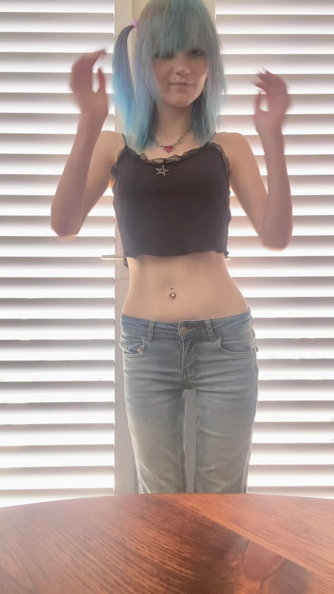 @gloomy𐔌՞ ܸ.ˬ.ܸ՞𐦯