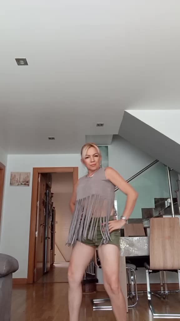 @Romina_18