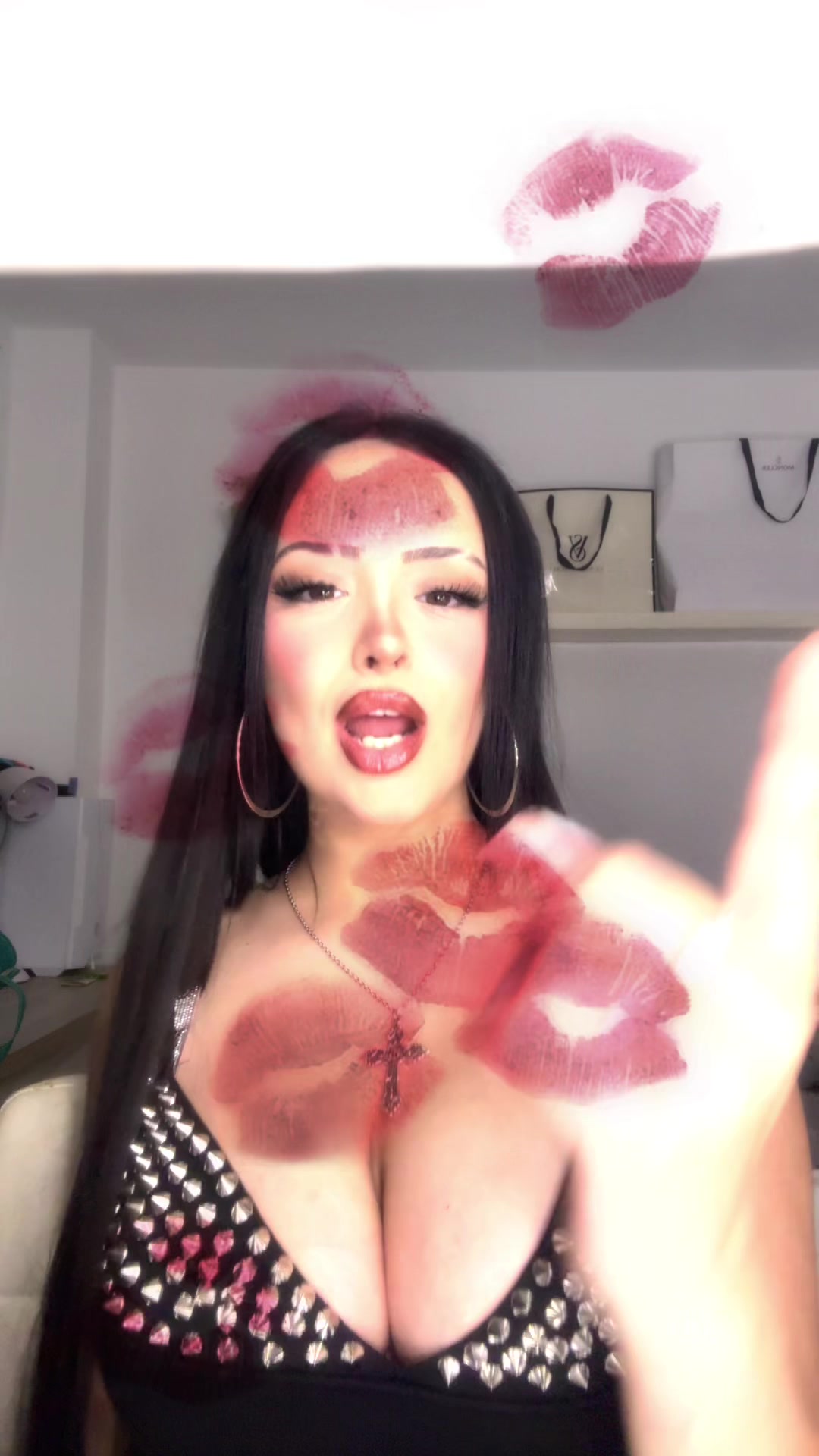 @carlitaa🍒