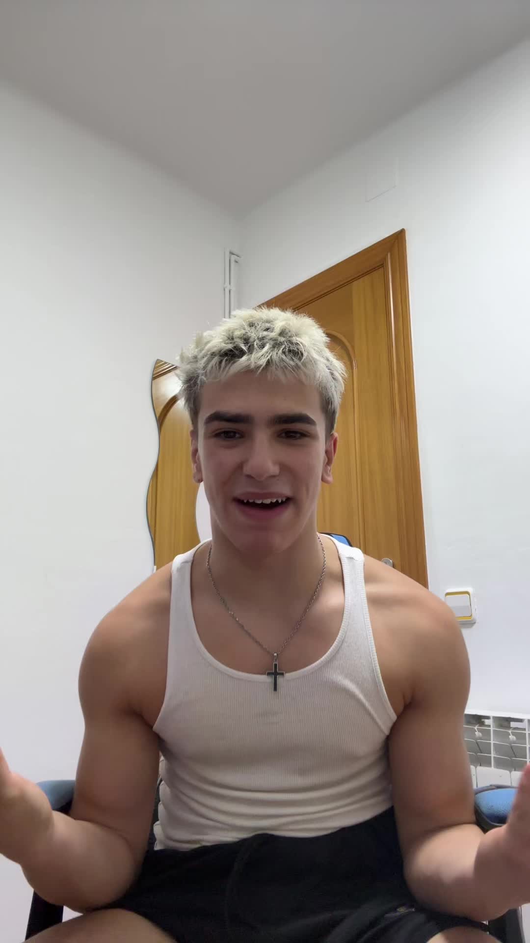 @aaronjaureguii