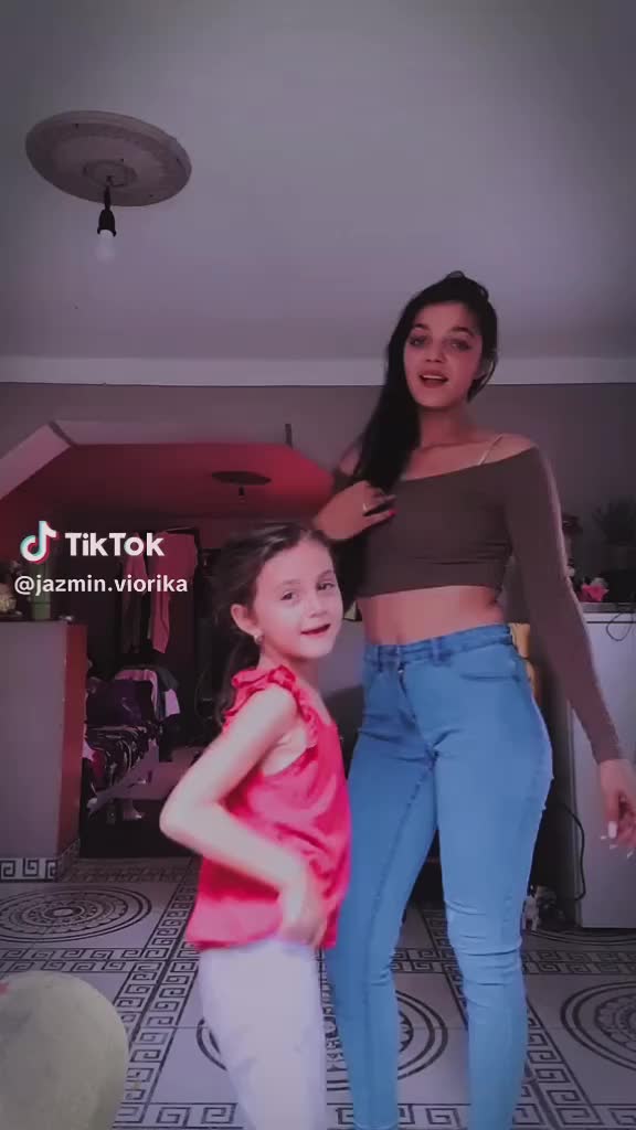 @Jazmin Viorika