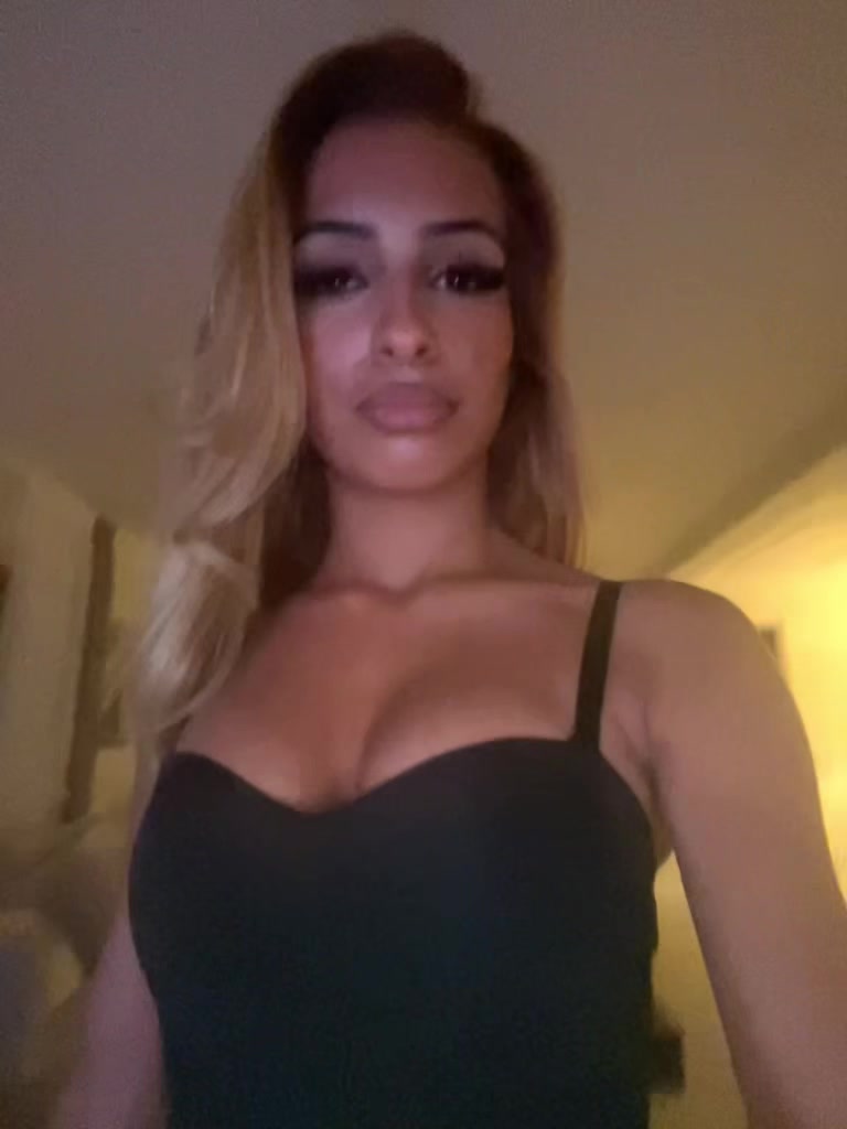 @Cinderela_Tchquita