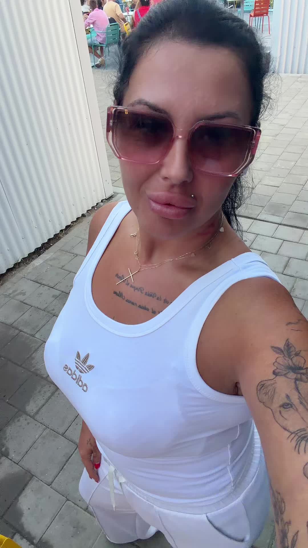 @Gabriela Jitaru