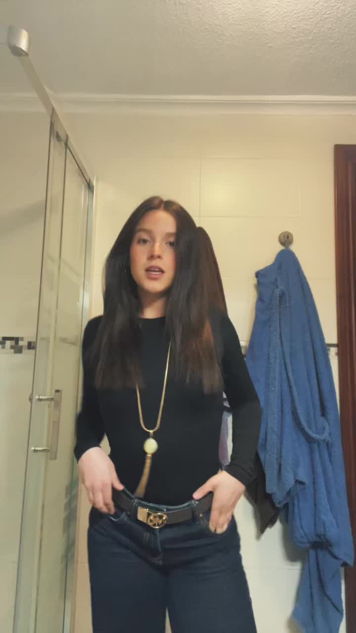 @helenasainzz