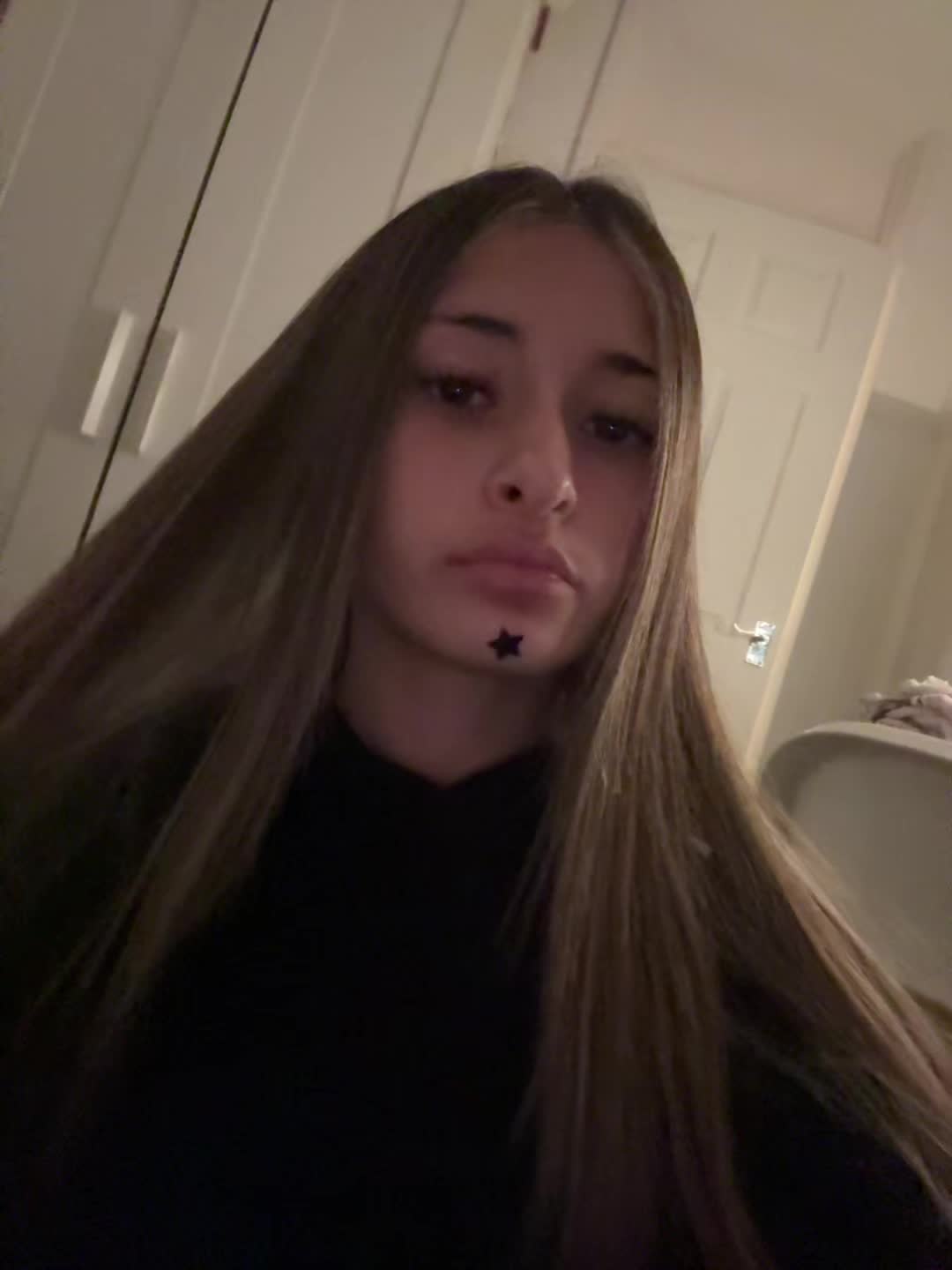 @︎︎︎︎︎𝐇𝐚𝐯𝐚𝐧𝐚𝐬𝐩𝐚𝐦🙈ᥫ᭡’