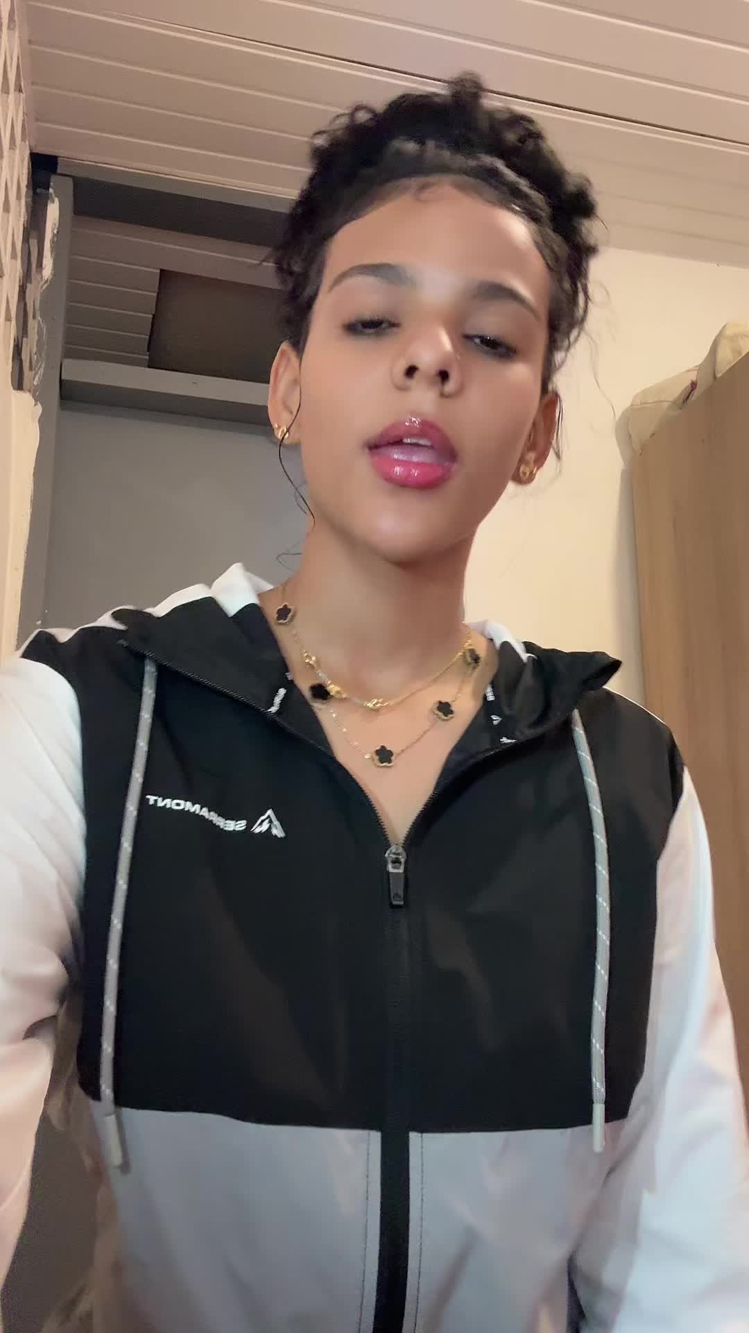 @𝓒𝓮𝓵𝓲.🫦