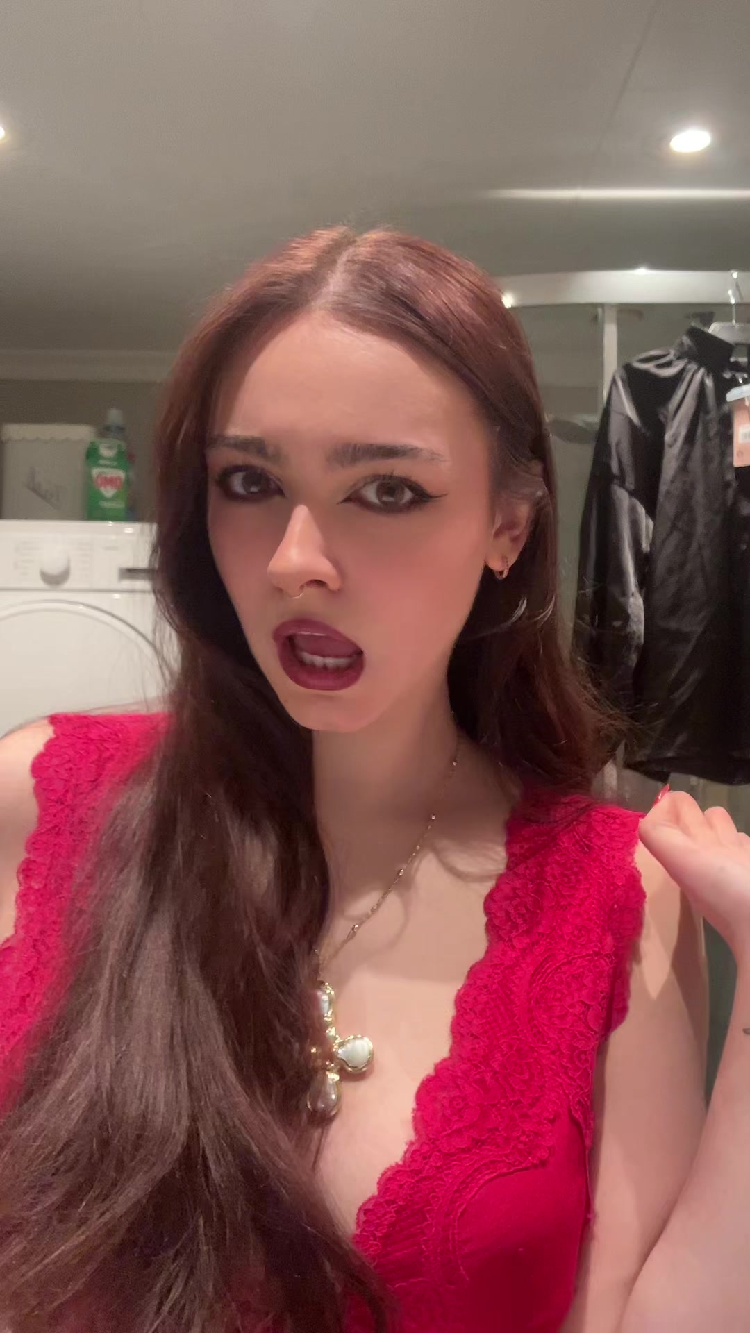@tyra