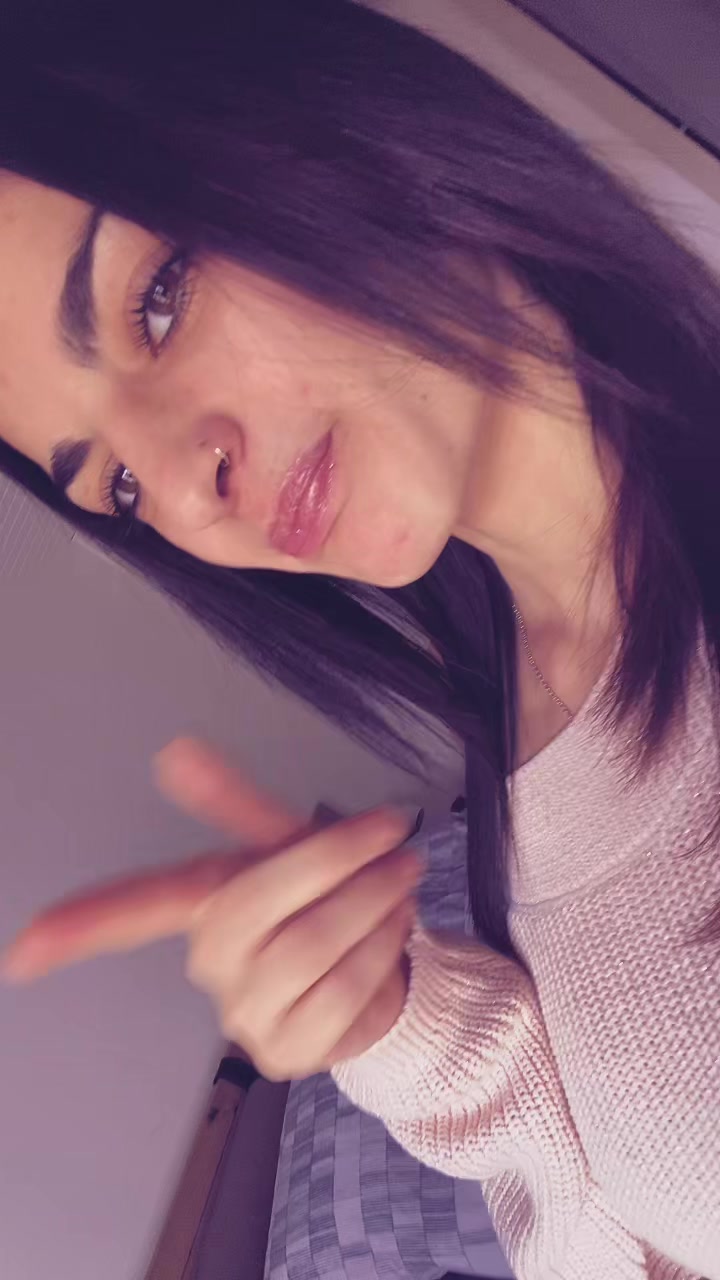 @Alyssia🖤
