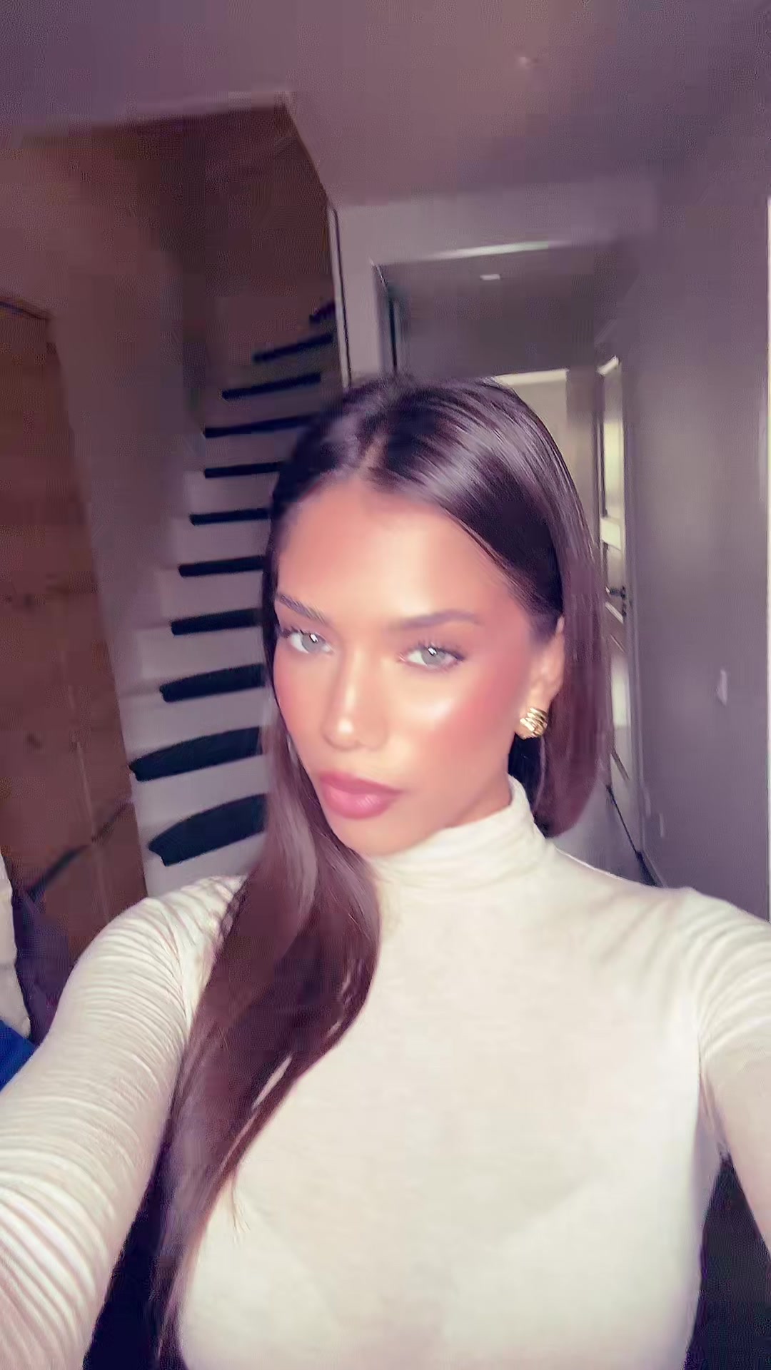 @Angela