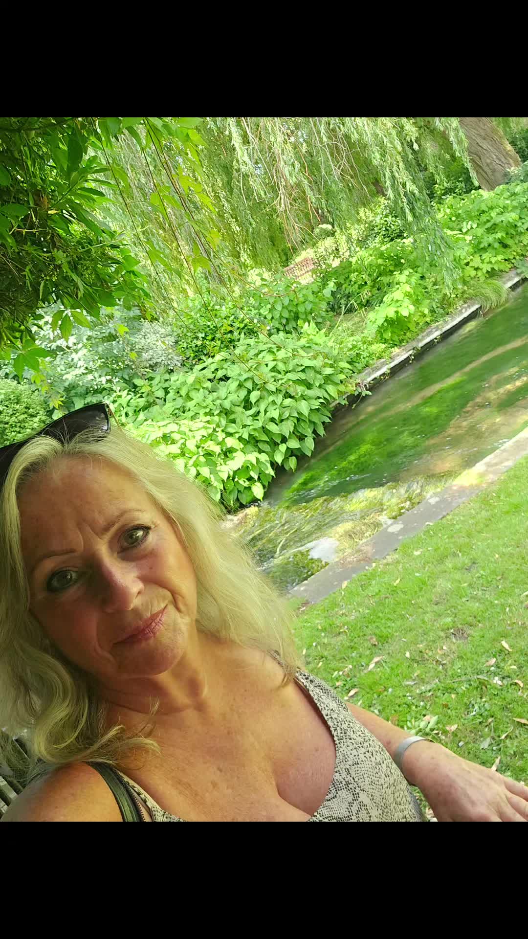 @Beverley Poole