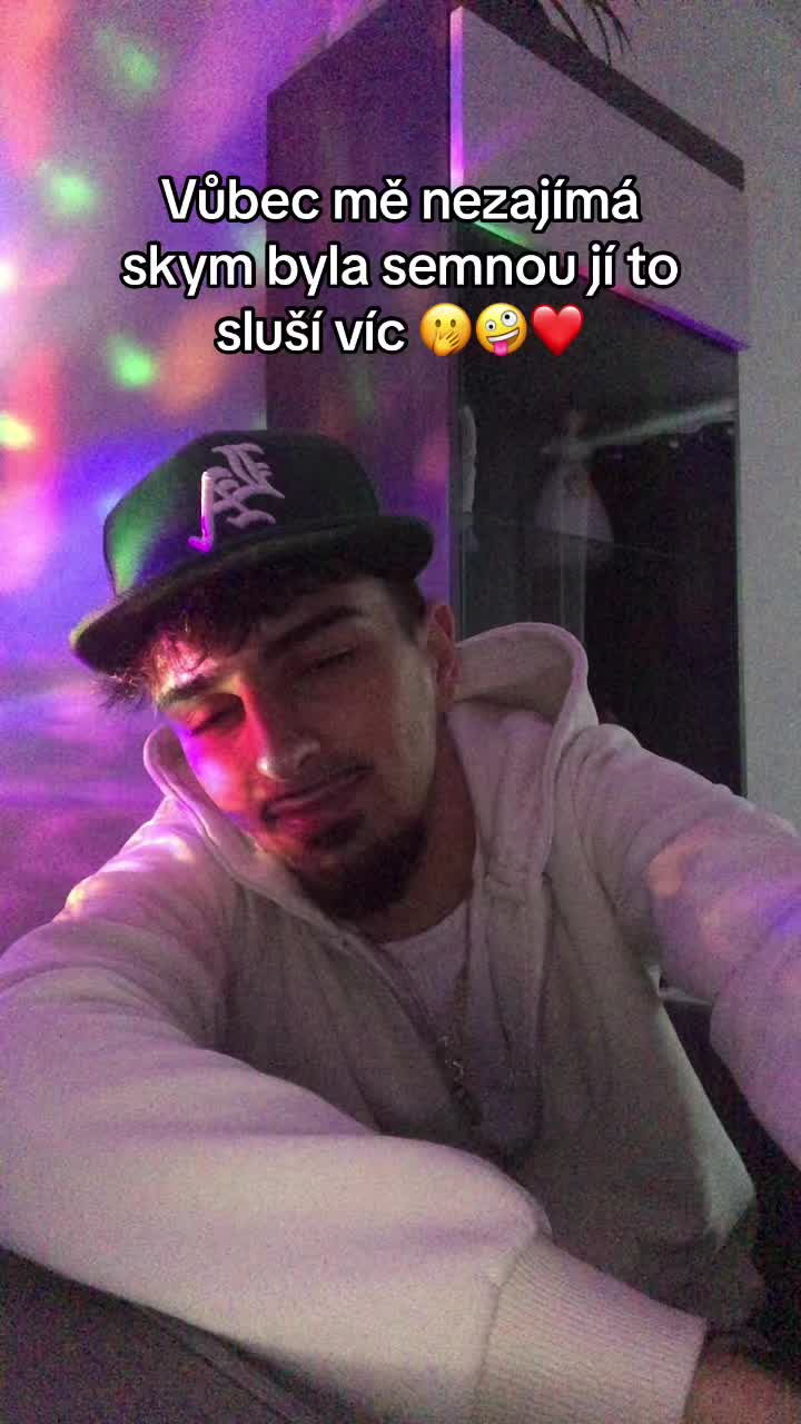 @Majkyss👑