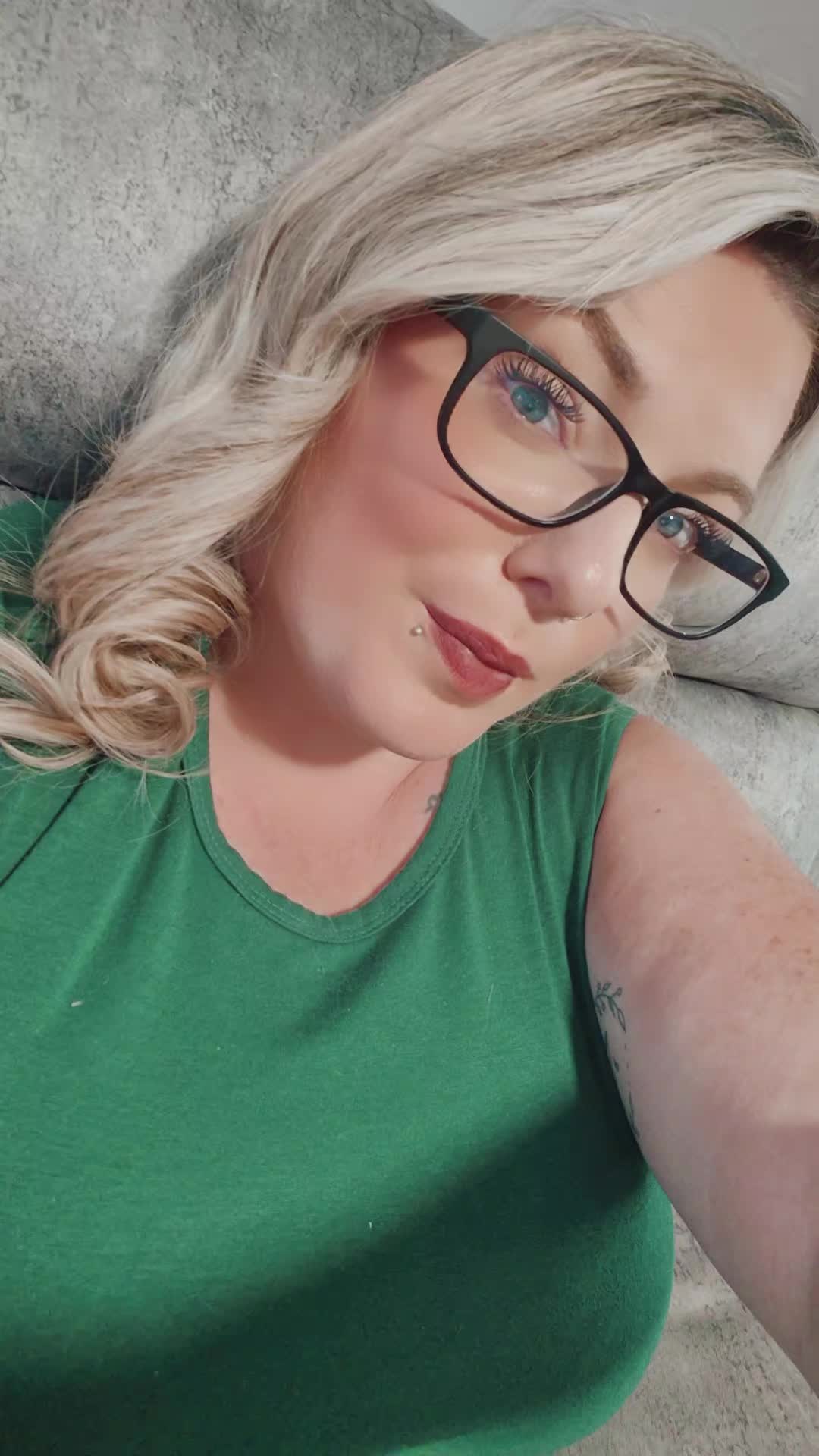 @Nikki-Louise993