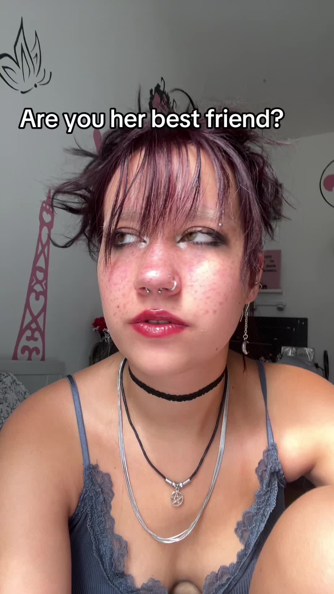 @EmiliaVibes