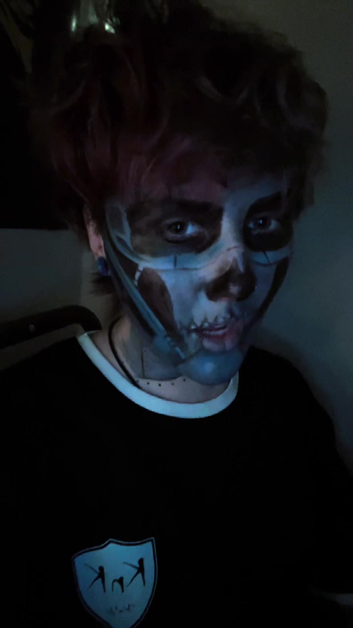 @chazza |-/